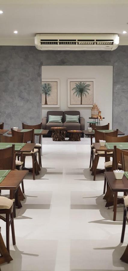 JR Hotel Marília Buitenkant foto