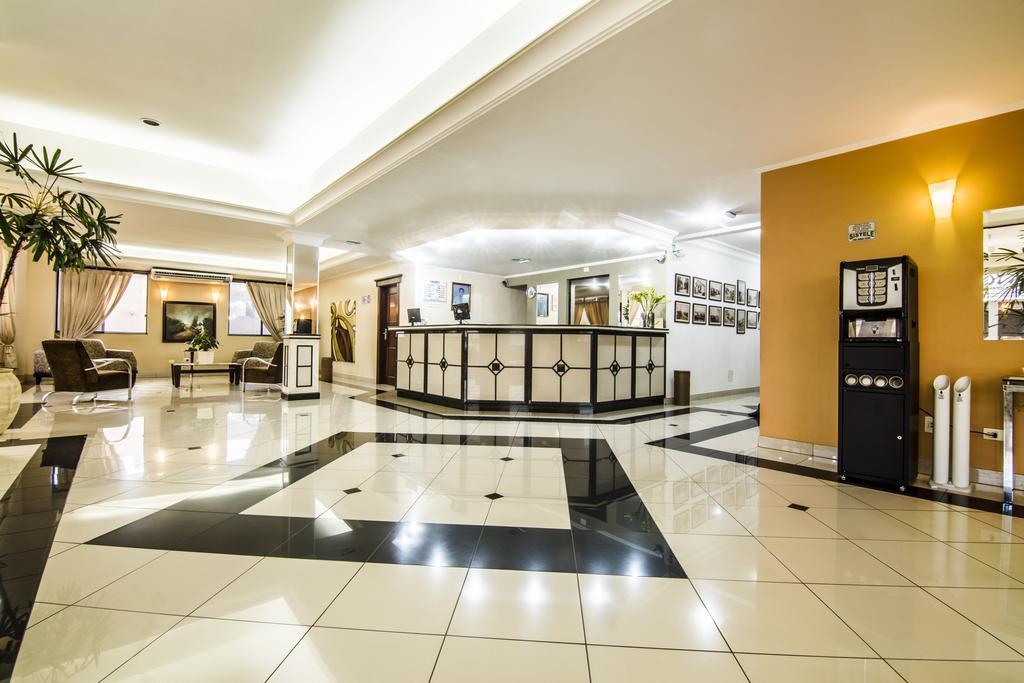 JR Hotel Marília Buitenkant foto