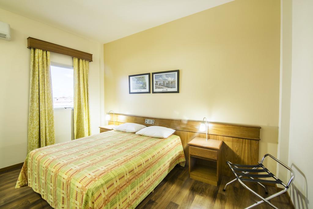 JR Hotel Marília Buitenkant foto