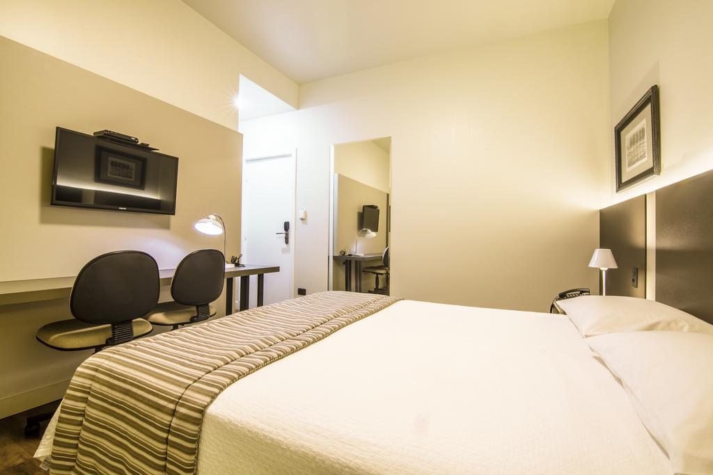 JR Hotel Marília Buitenkant foto