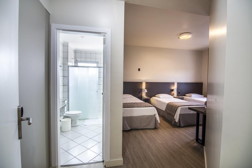 JR Hotel Marília Buitenkant foto