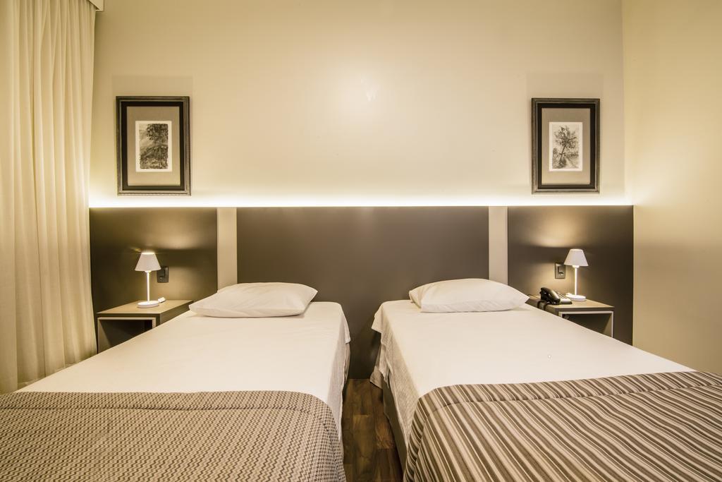 JR Hotel Marília Buitenkant foto