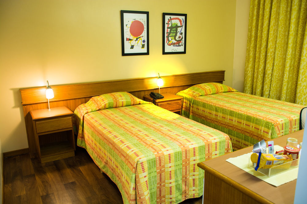 JR Hotel Marília Buitenkant foto